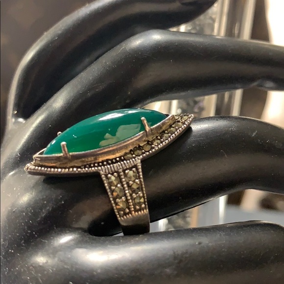 Malachite gemstone silver ring - Picture 3 of 8